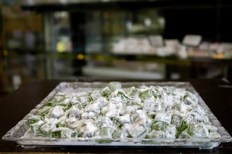 Yeşil Meyveli Pudralı Lokum 1 Kg