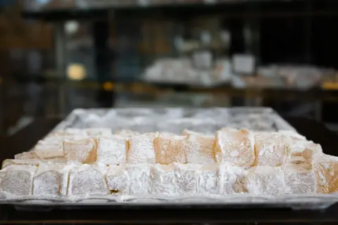 Yeşil Pudralı Kesme Lokum 1 Kg